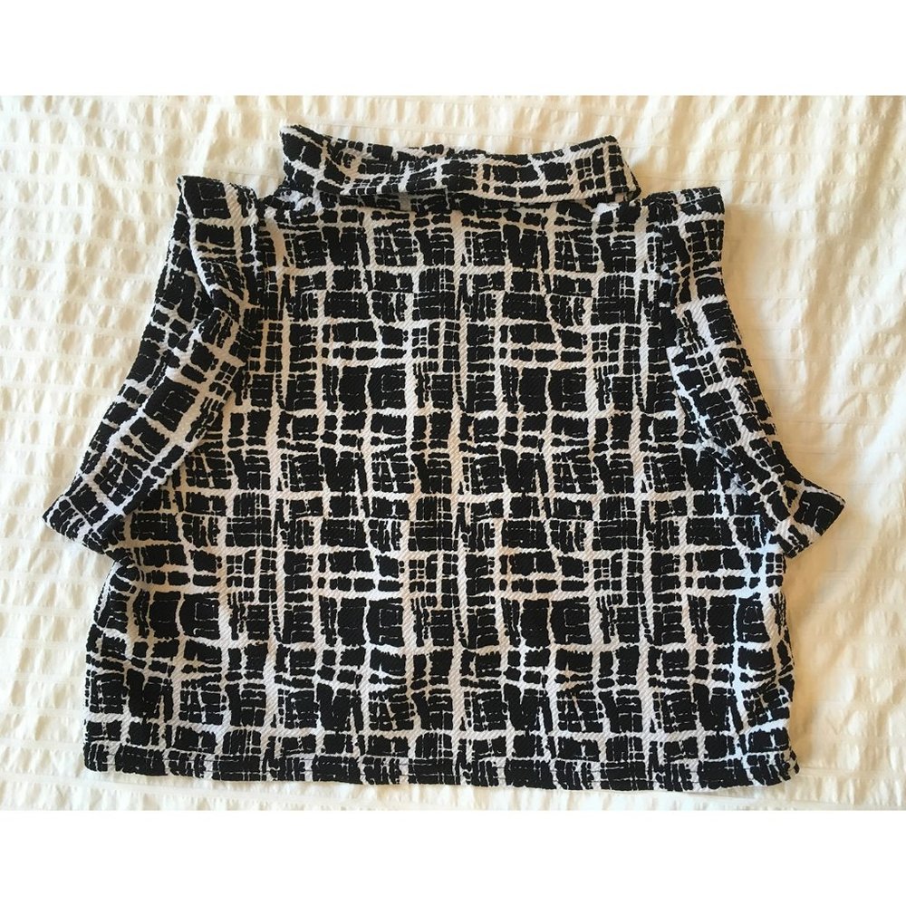 ***SOLD*** TFNC London textured crop top